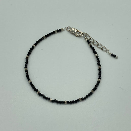 Black Spinel Bracelet Elegance