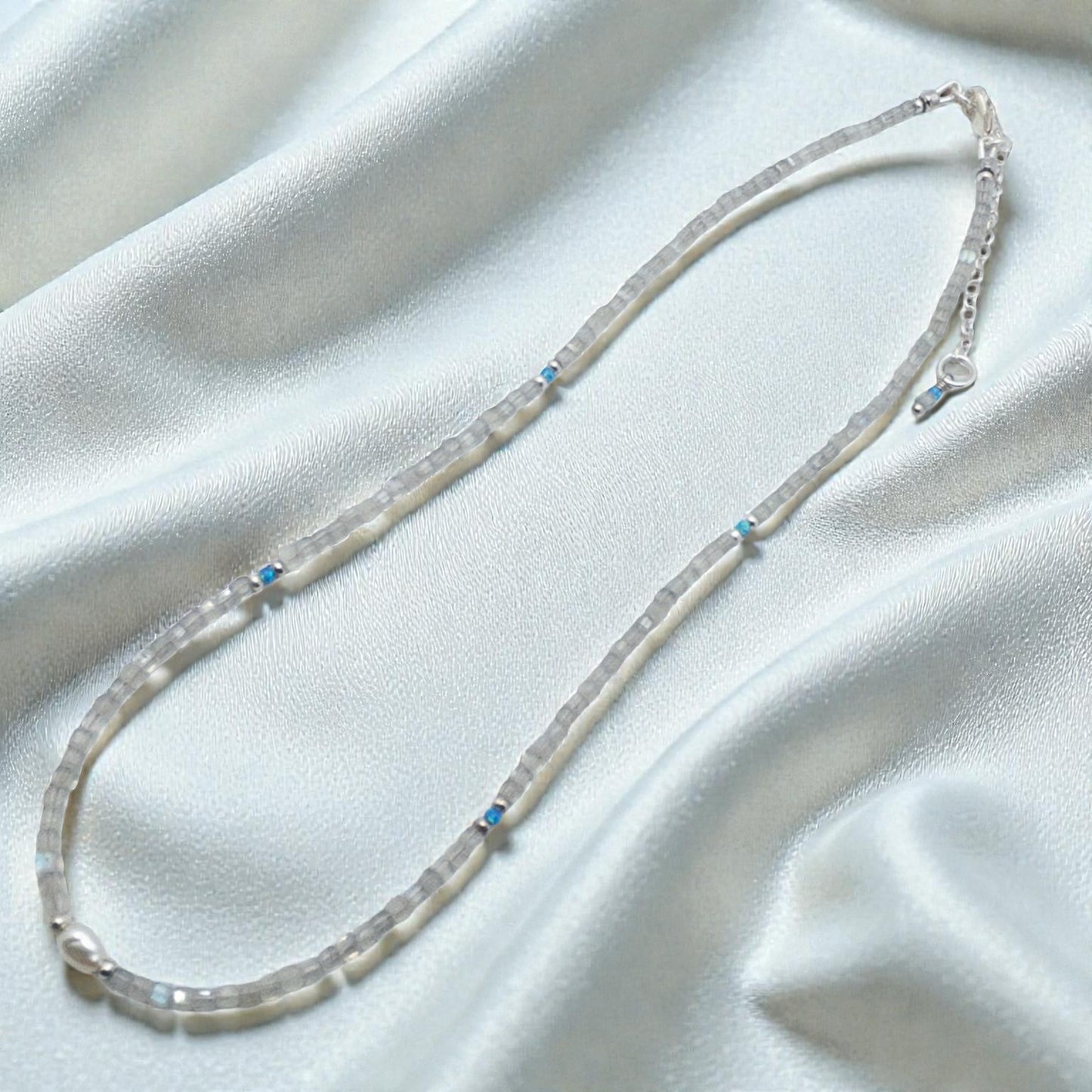 Labradorite and Peal Gemstone Necklace