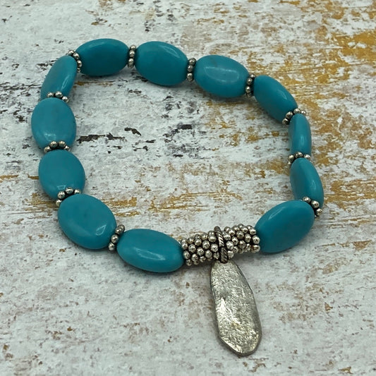 Turquoise Simulant Stretch Bracelet